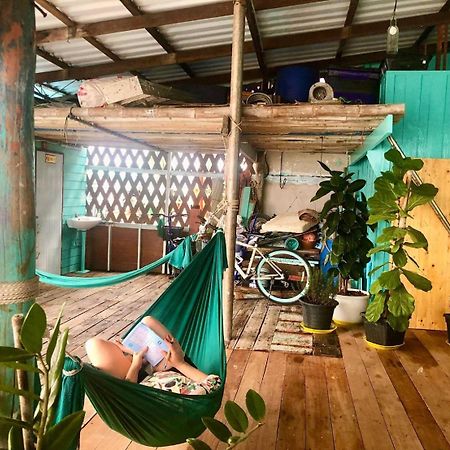 Rub Lom Chom Klong Homestay Chumphon Bagian luar foto