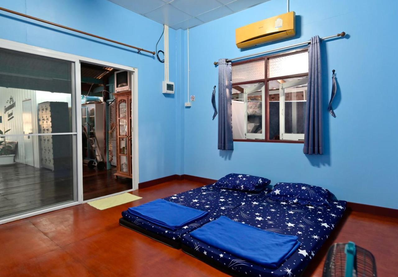 Rub Lom Chom Klong Homestay Chumphon Bagian luar foto